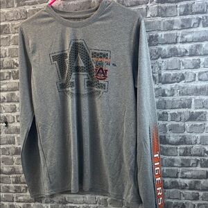 Auburn Tigers
Gray Long Sleeve boys Shirt